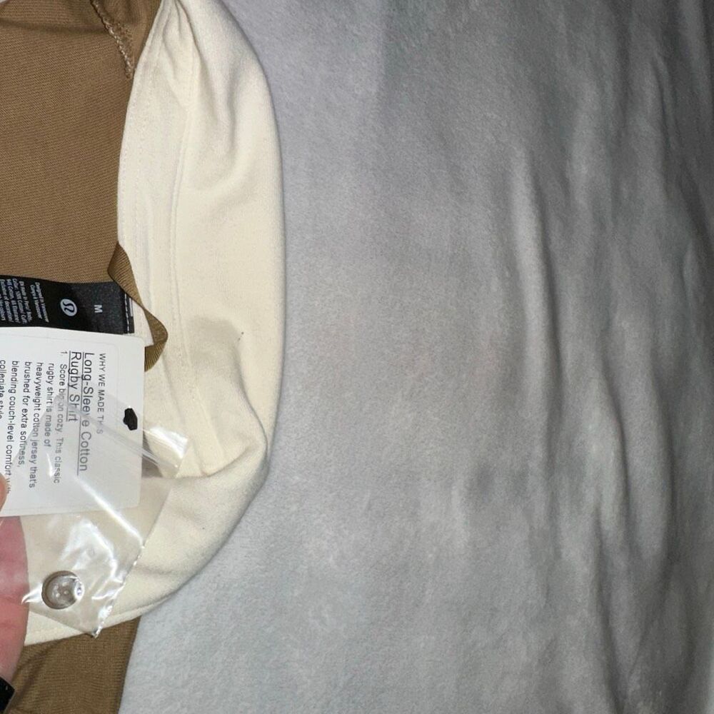 Lululemon Men’s Medium Long Sleeve Cotton Rugby Shirt Tan and Cream Stripes NWT - Picture 4 of 8